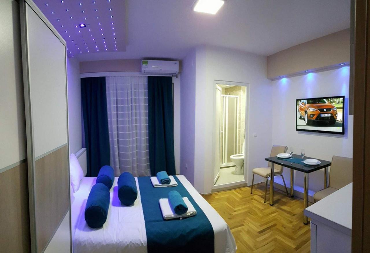 Front Beach Exclusive Apartments Struga Exterior foto