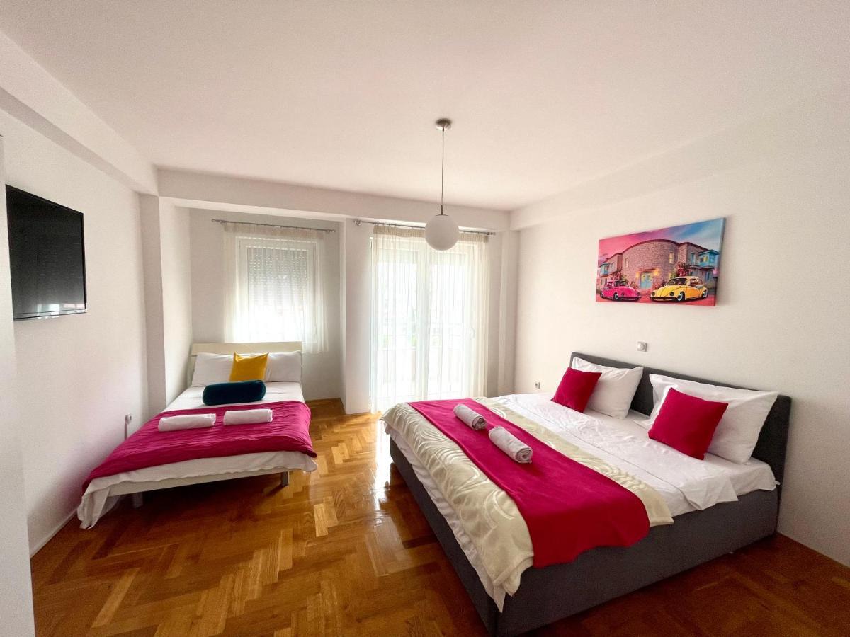 Front Beach Exclusive Apartments Struga Exterior foto