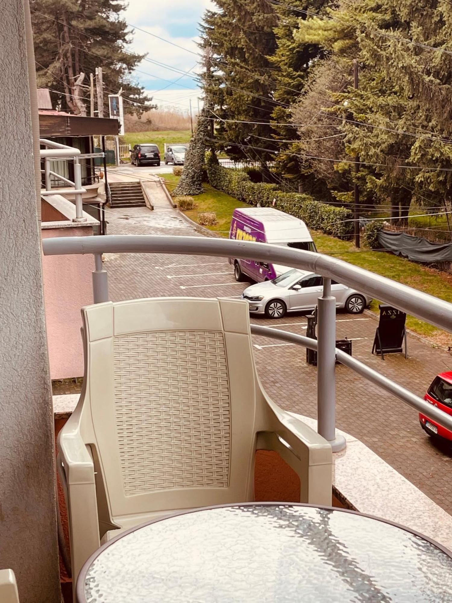 Front Beach Exclusive Apartments Struga Exterior foto